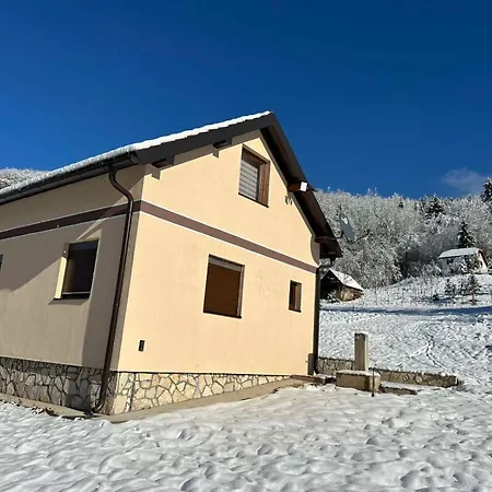 Silence Of The Forest Alpesi faház